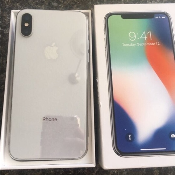 iPhone X - Picture 1 of 1